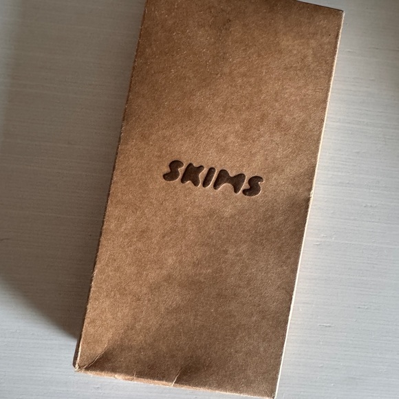 NWT Skims Everyday Mid Calf Socks, Womens - Mica (1 Pair) - NIB - Picture 2 of 4